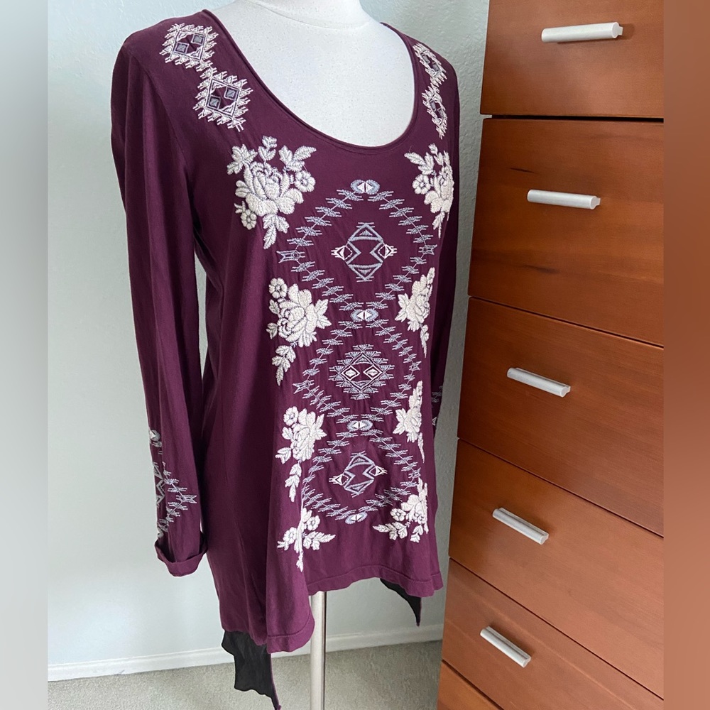 Johnny Was Embroidered Tunic Top Magenta Long Sleeves